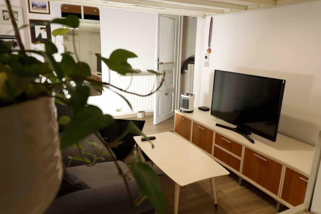 Lovely Flat, Ground Floor Centre Of Bologna! :) Eksteriør bilde